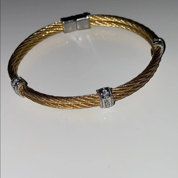 Vintage vibes Twisted gold silver tone Bracelet - Picture 1 of 8